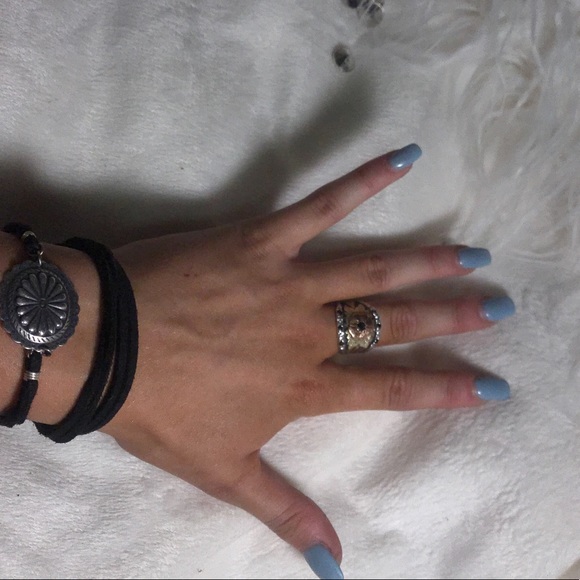 Western Boho Leather Choker - Picture 2 of 4